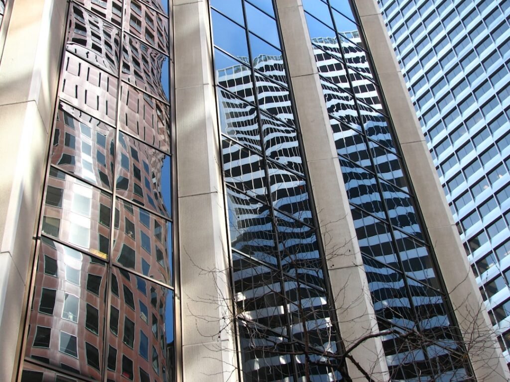 Photo Commercial building lift