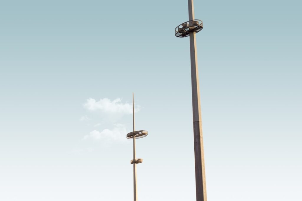 Photo Goods Hoist Systems