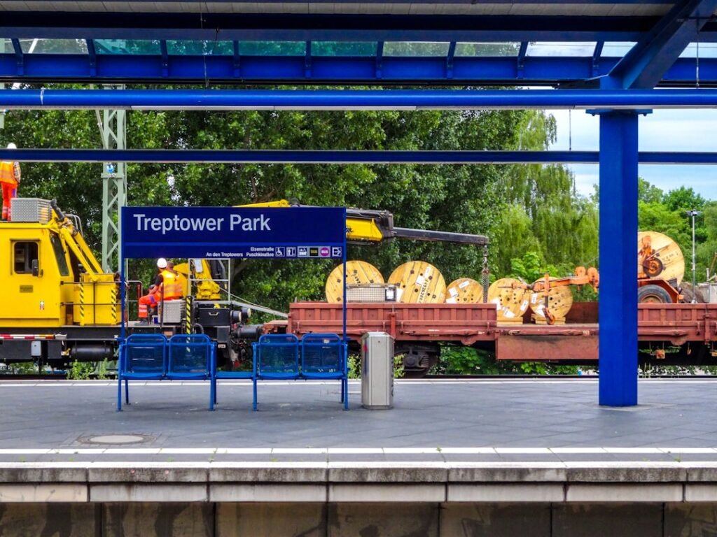 Photo material handling equipment