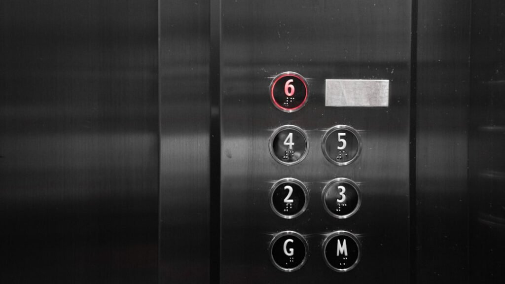 Photo Traction Elevator