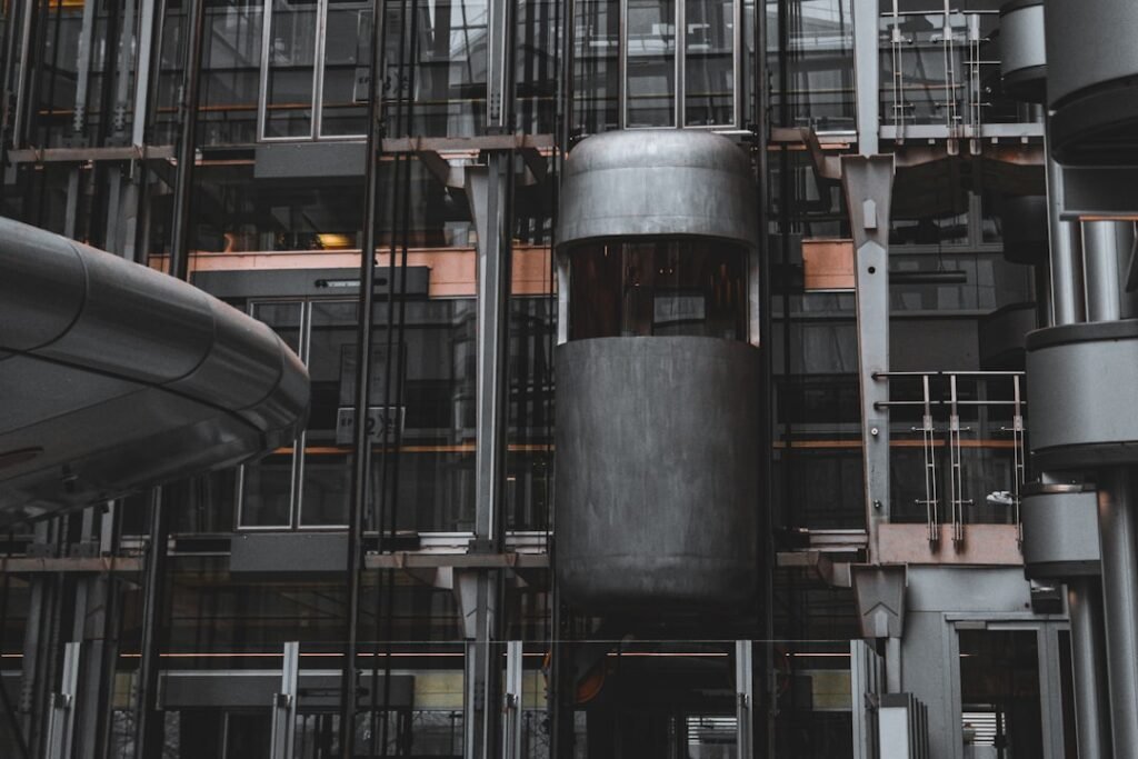Photo industrial goods lift
