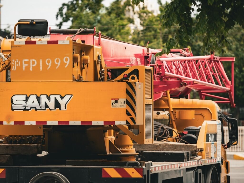 Photo industrial lifting technology