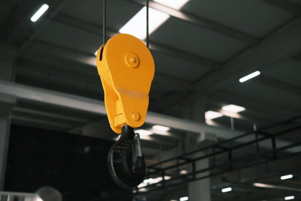 Photo Industrial Goods Hoist Lift Systems