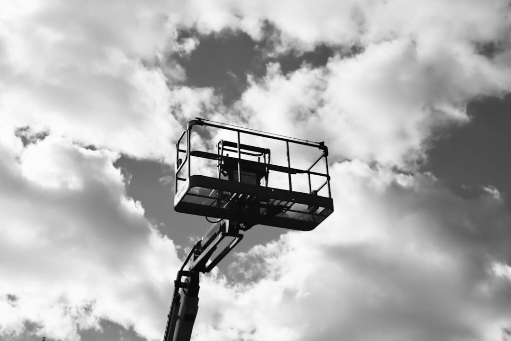 Photo Industrial Lift