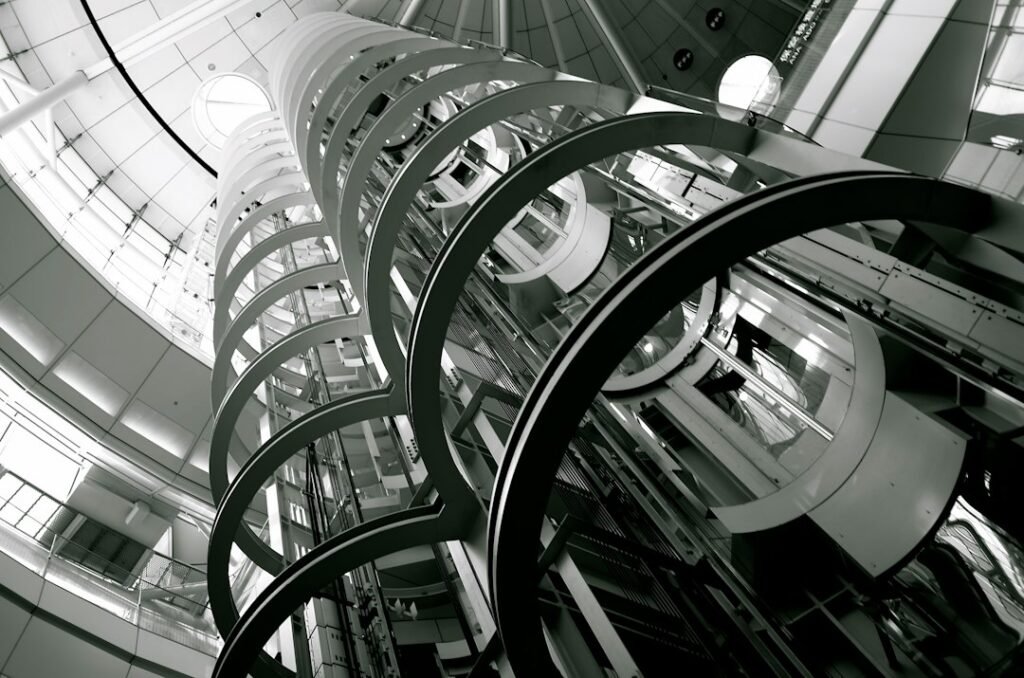 Photo passenger lift installation guide