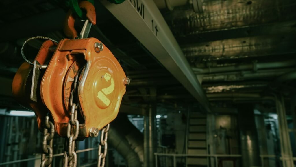 Photo Goods hoist efficiency comparison