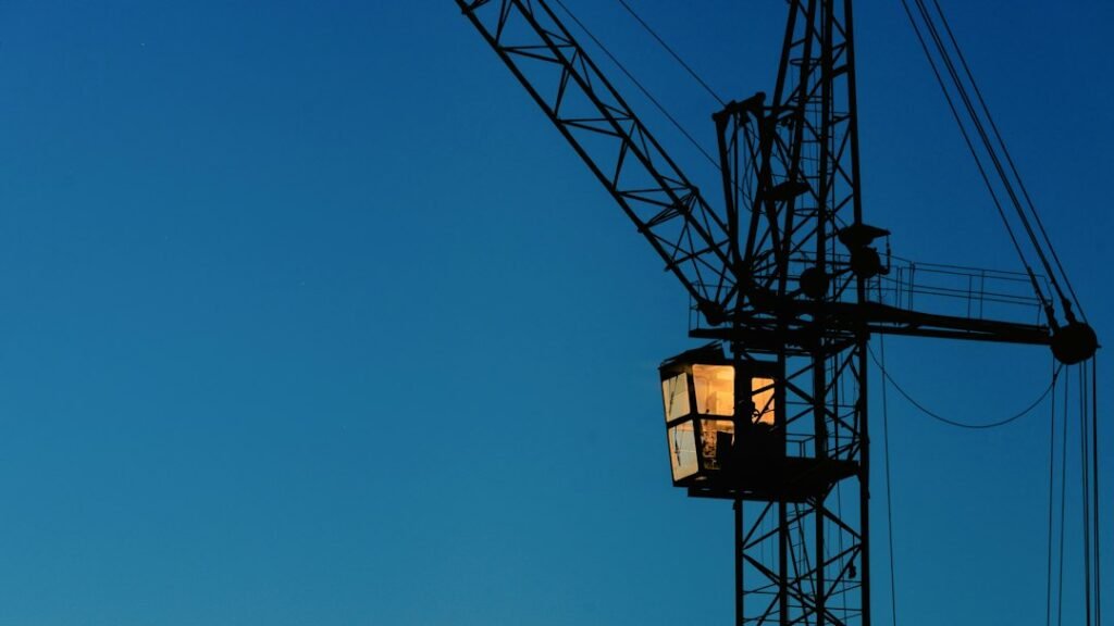 Photo goods hoist installation checklist