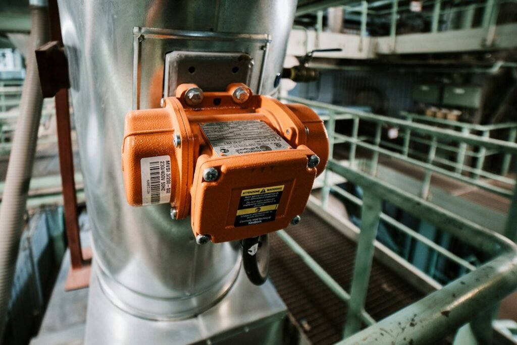 Photo goods hoist capacity selection